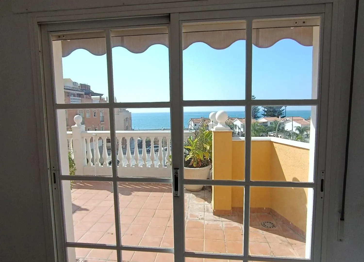 Lovely Penthouse In Front Of The Beach With Free Parking Málaga Apartamento